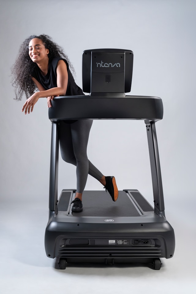 intenza fitness Bps2kYneZtE unsplash